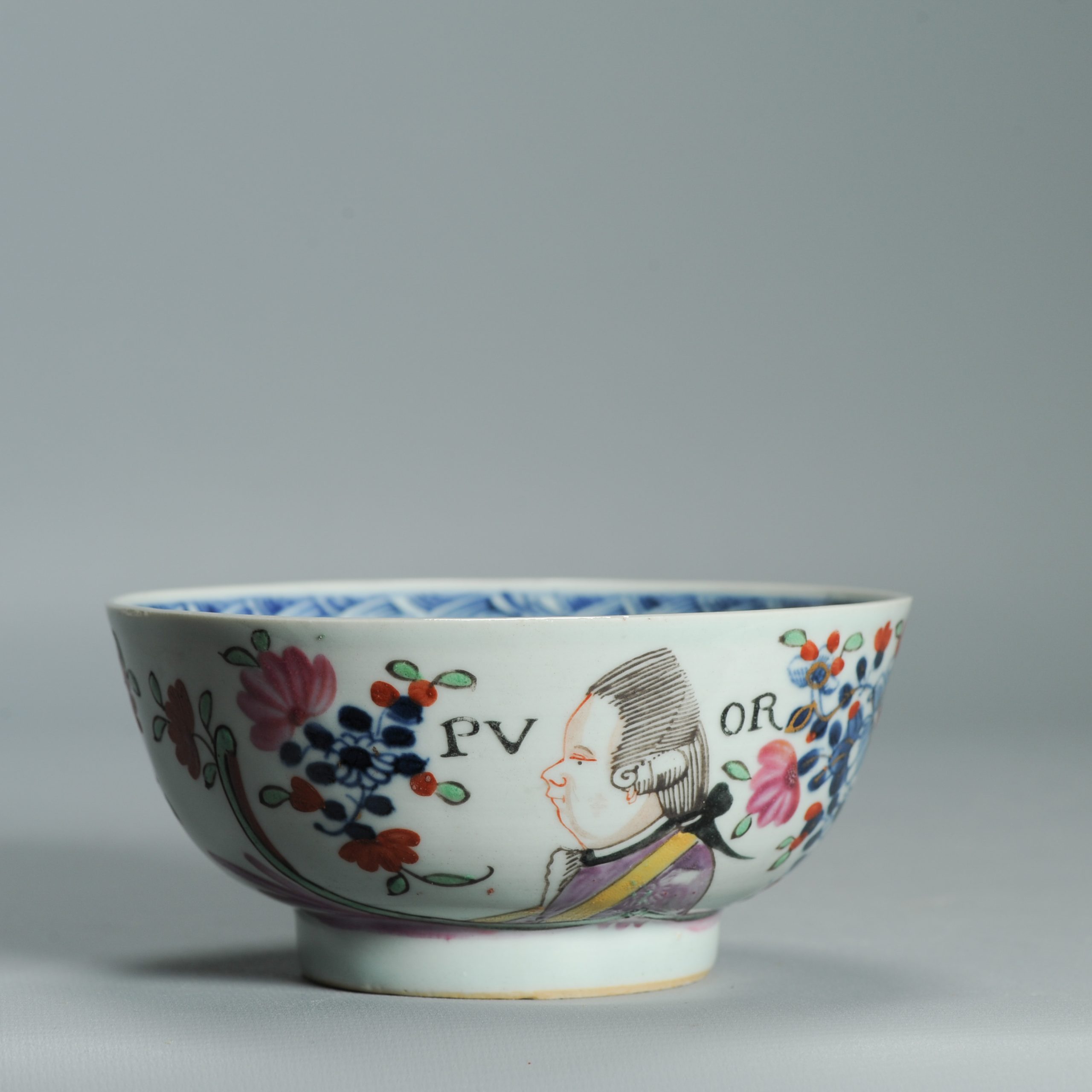 1537 Antique Chinese Porcelain Bowl with added Dutch Willem IV Decoration