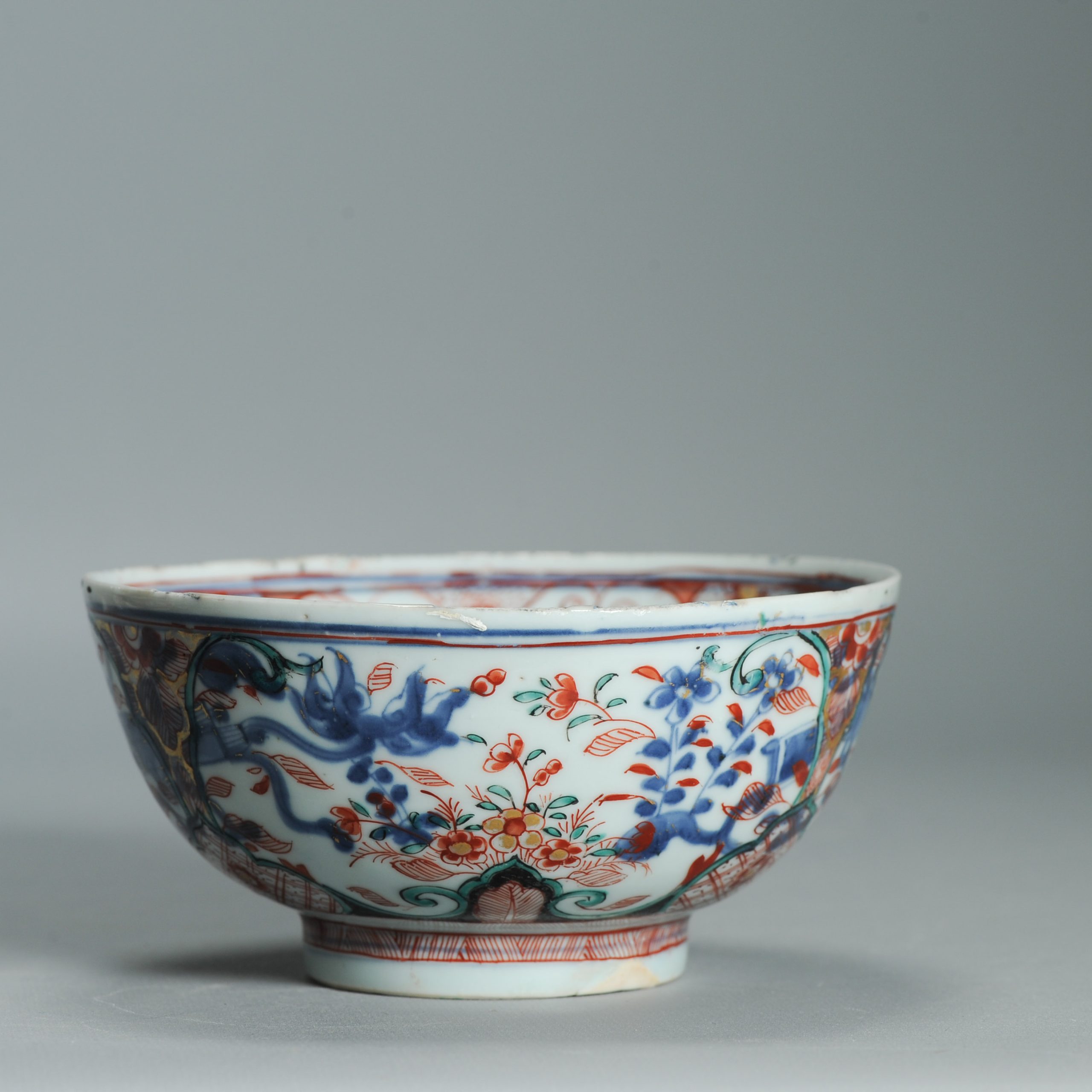 1541 Antique Chinese Porcelain Bowl with added flowers in Black and green Dutch Decoration Birds