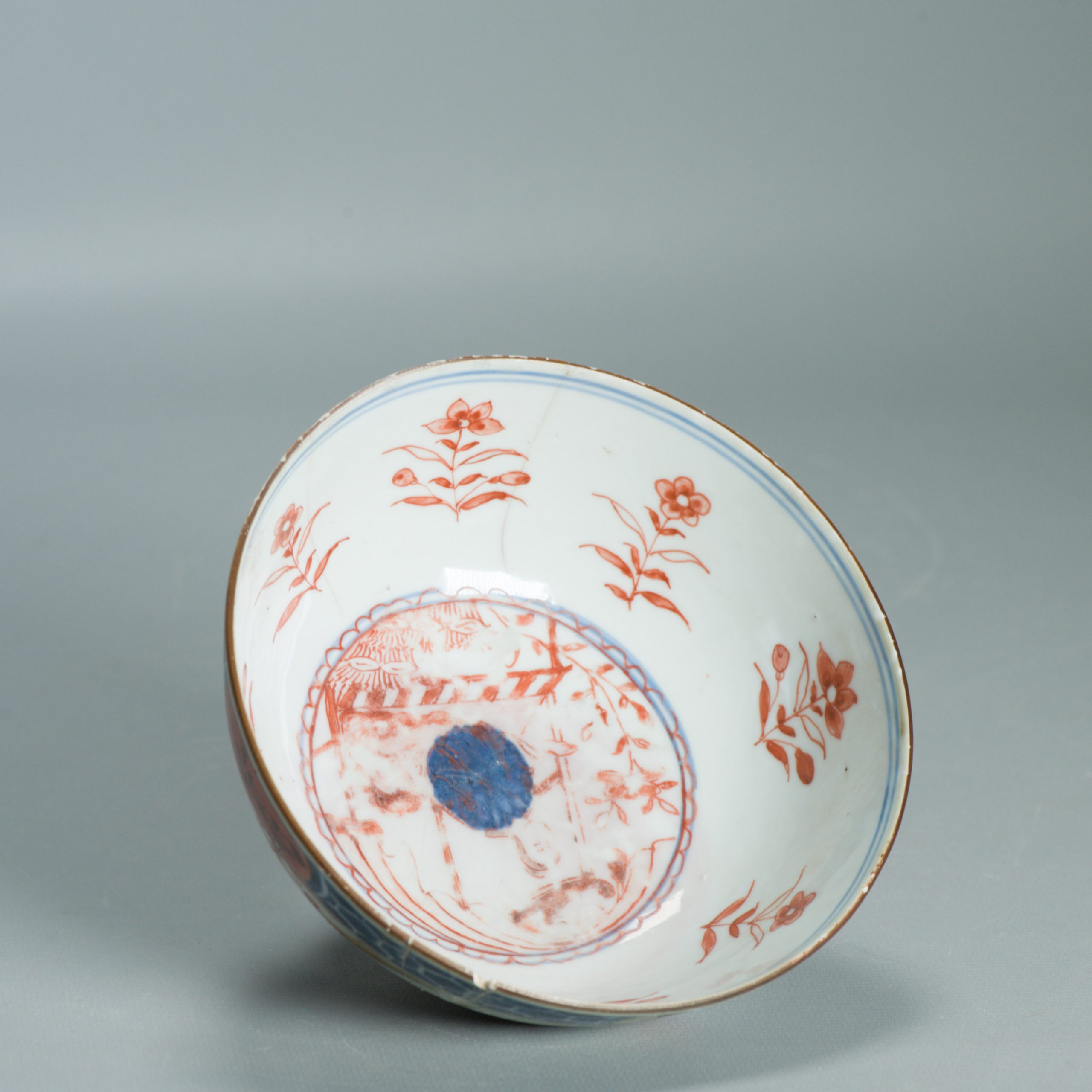 1543 Antique Chinese Porcelain Bowl with a Chinese design of a lady in a pagoda