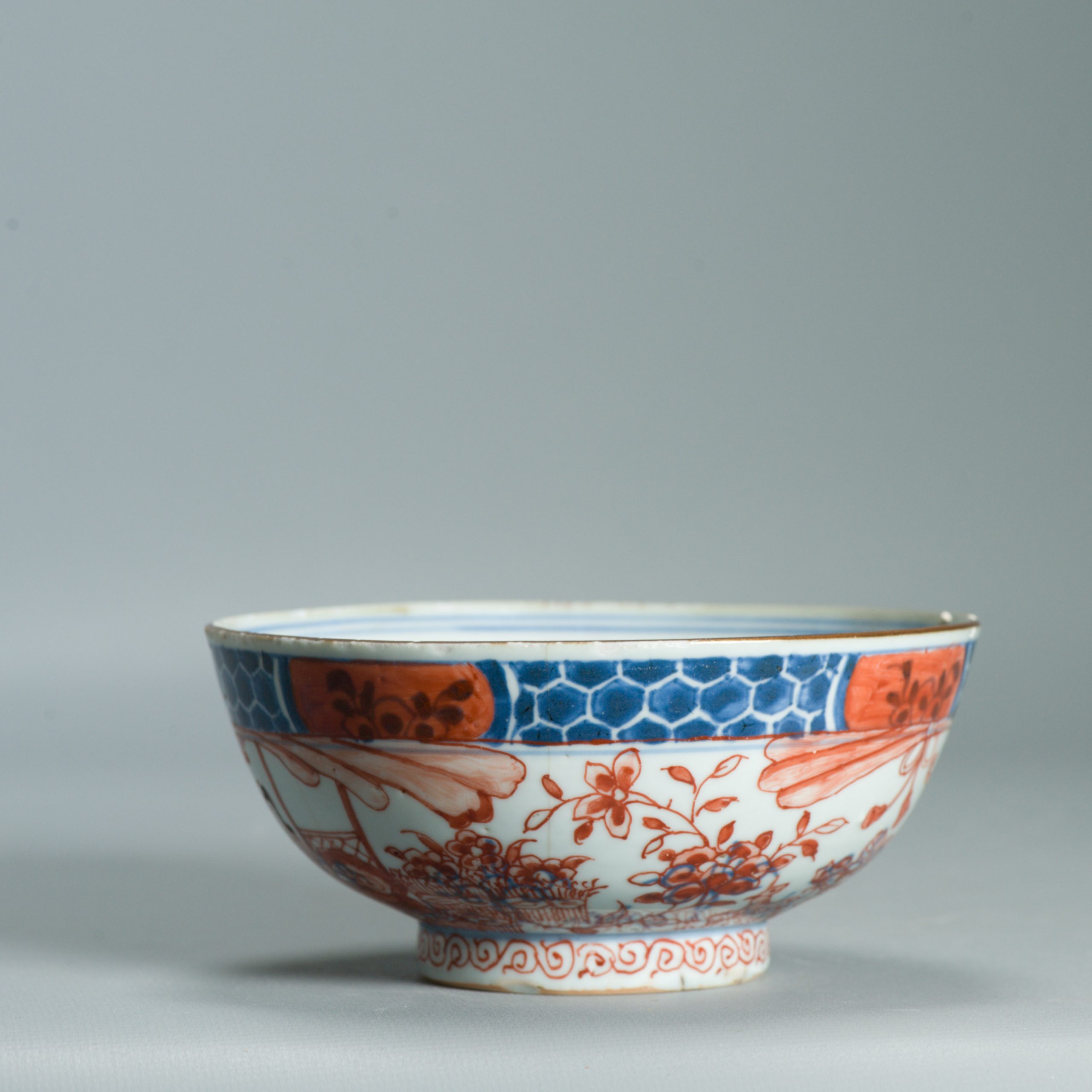 1543 Antique Chinese Porcelain Bowl with a Chinese design of a lady in a pagoda - Image 14