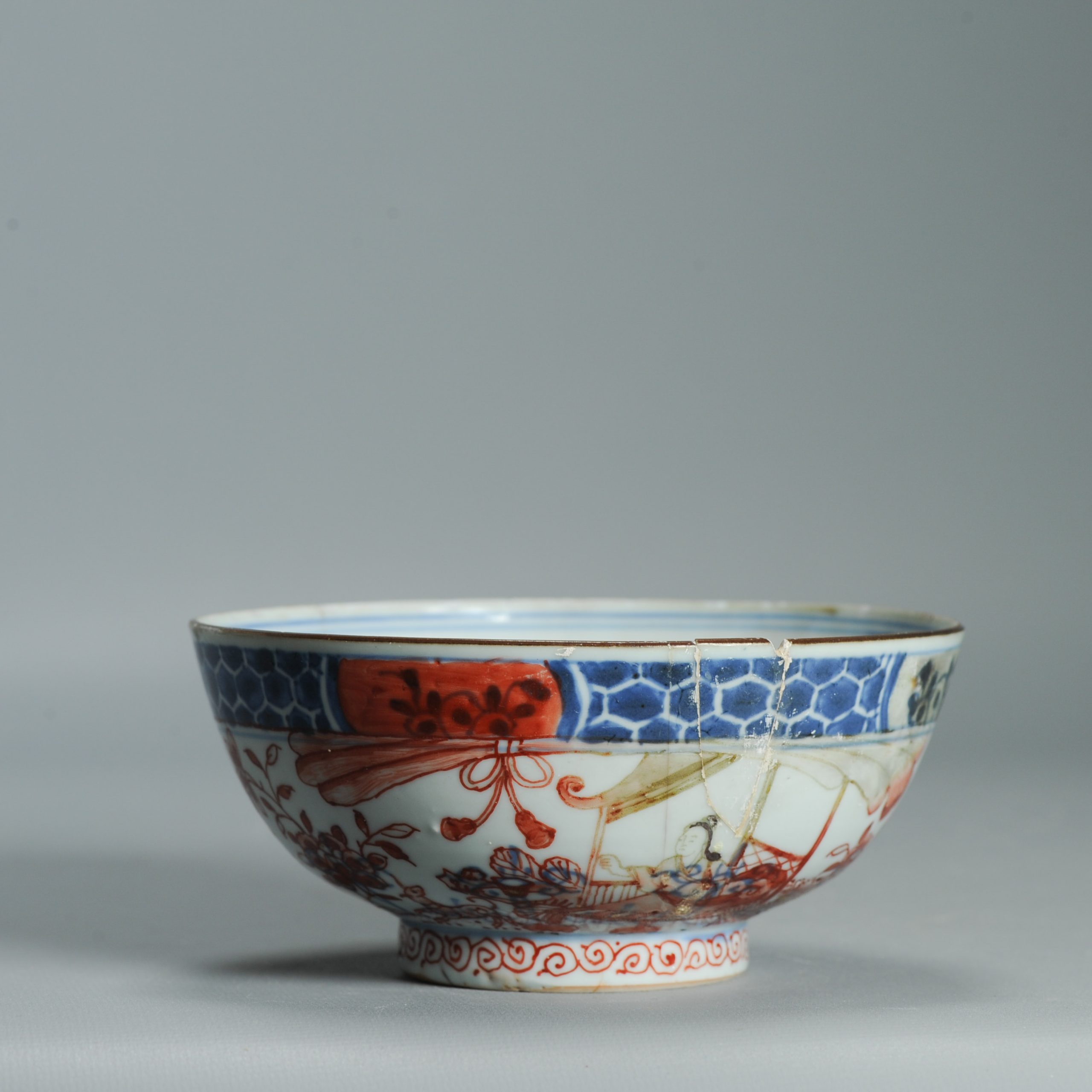 1543 Antique Chinese Porcelain Bowl with a Chinese design of a lady in a pagoda - Image 11