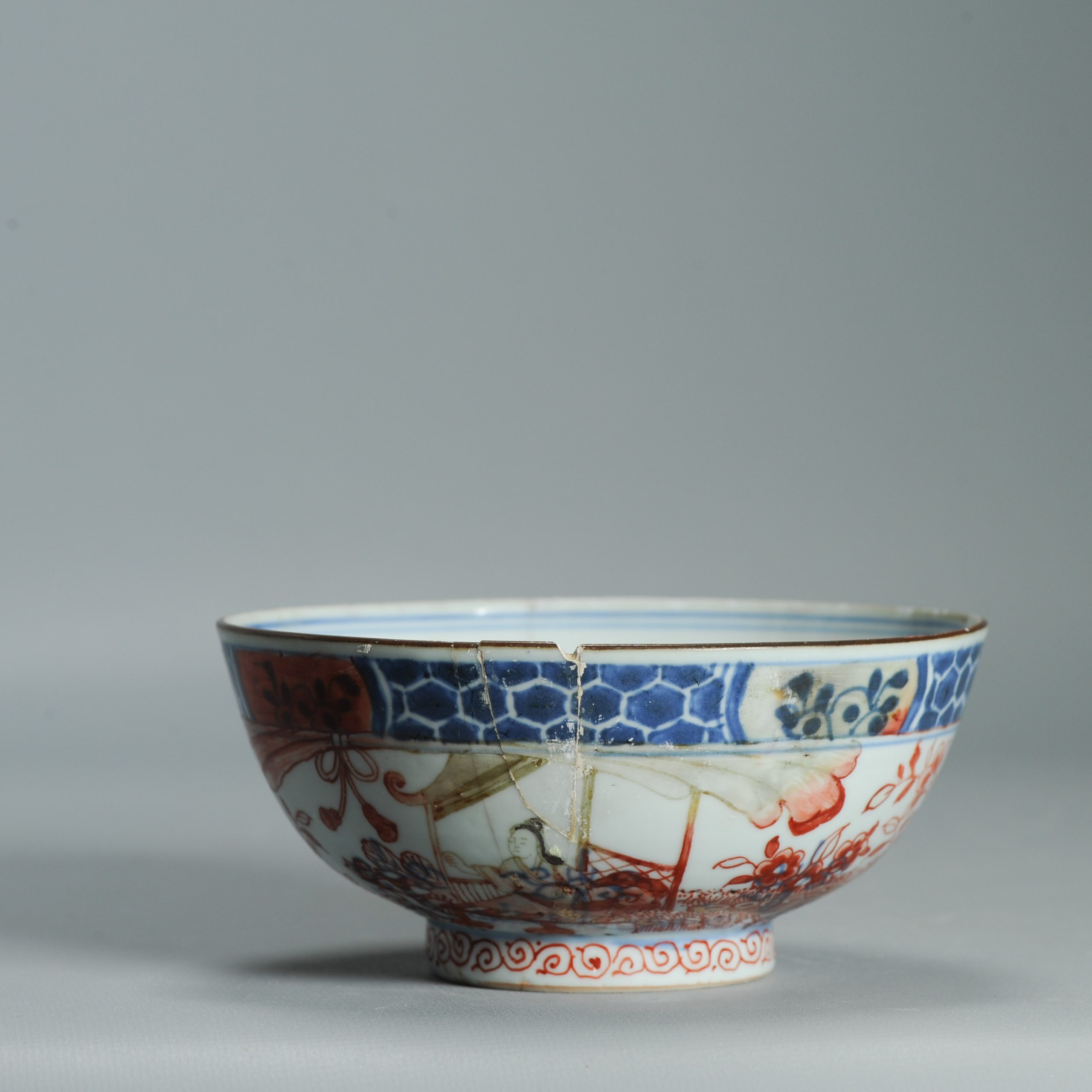 1543 Antique Chinese Porcelain Bowl with a Chinese design of a lady in a pagoda - Image 10