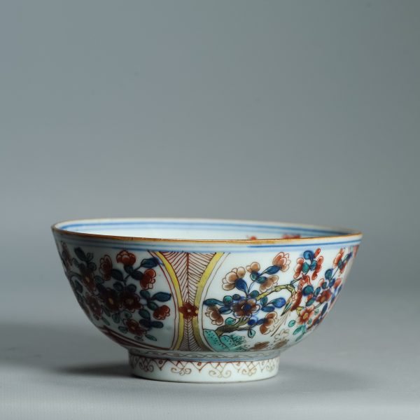 1540 Antique Chinese Porcelain Bowl with added Dutch Decoration of odd birds - Image 8