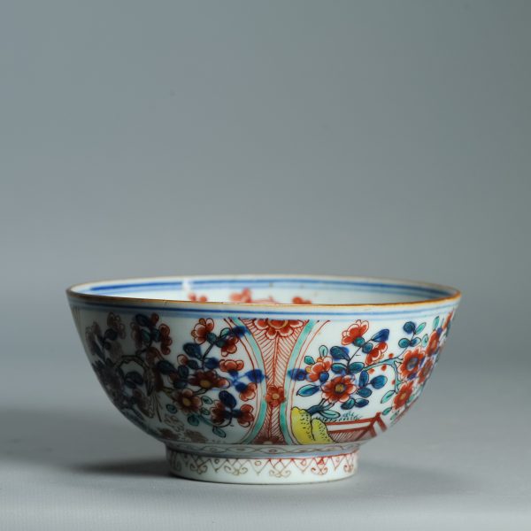 1540 Antique Chinese Porcelain Bowl with added Dutch Decoration of odd birds - Image 6