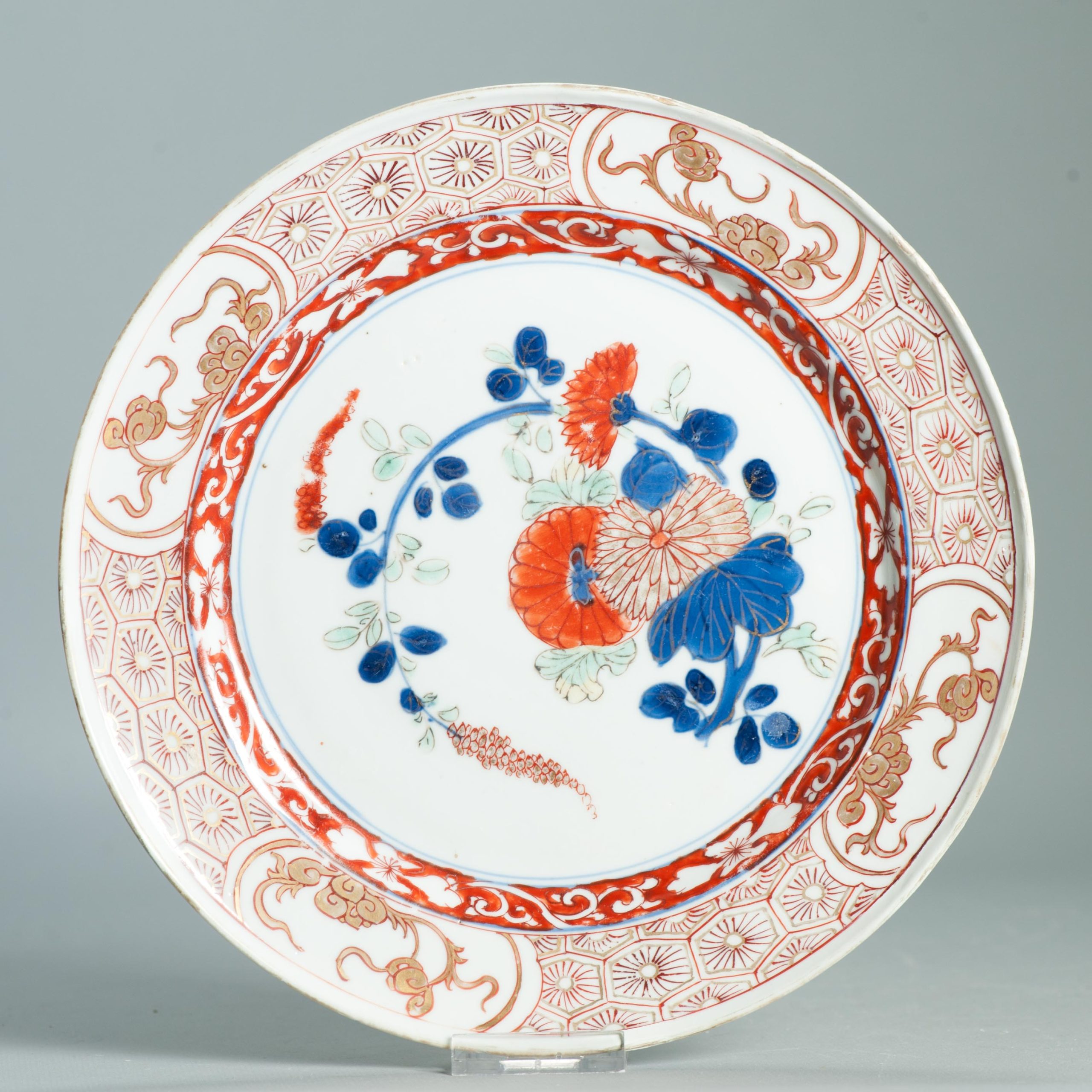 1552 Very nice Famille Melangee decorated dish. Yongzheng Period. Floral scene (Copy)