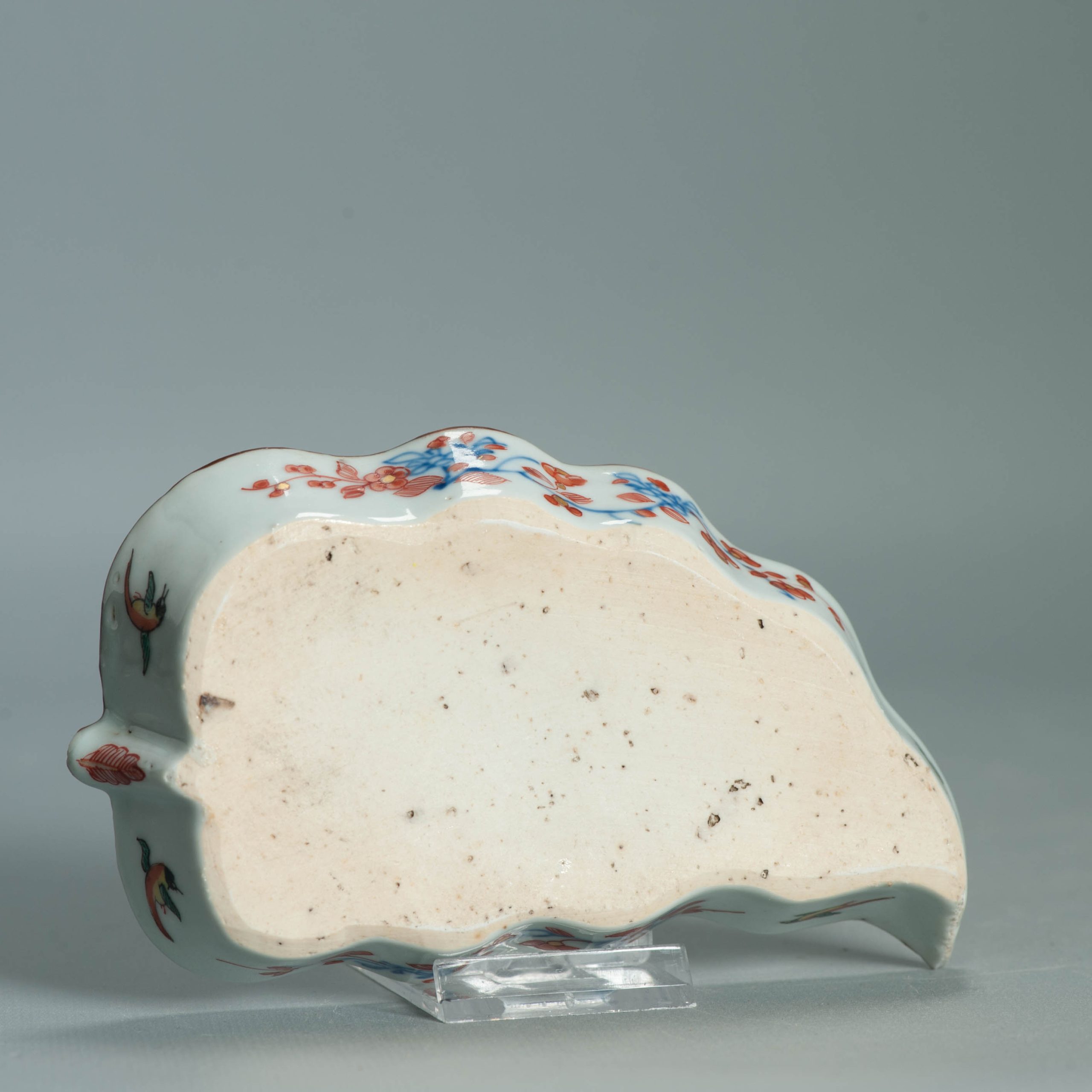1553 Antique Chinese Porcelain Leaf Dish with Kakiemon Redecoration - Image 12