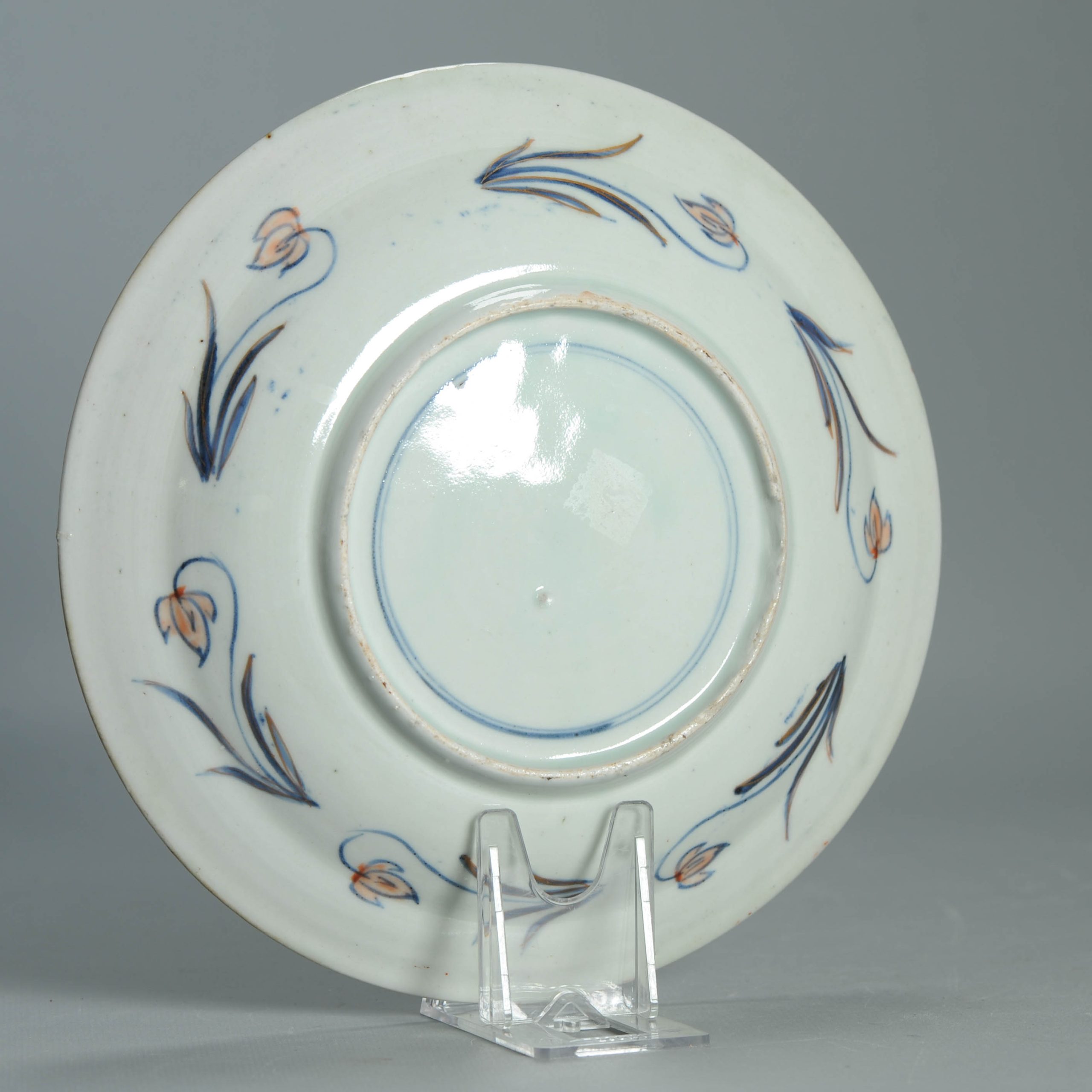 1555 Antique Japanese Porcelain Blue and white Plate with added Redecoration - Image 9