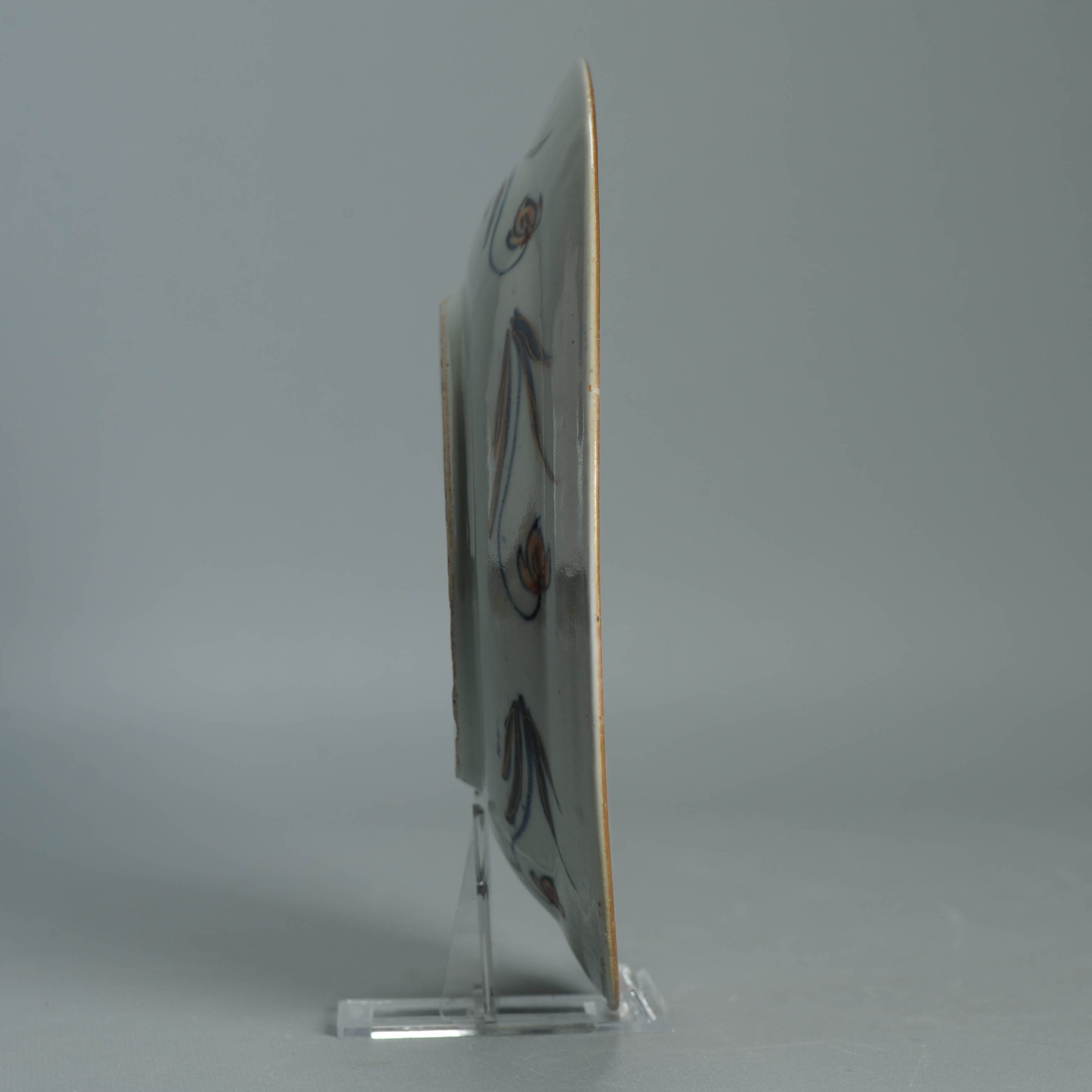 1555 Antique Japanese Porcelain Blue and white Plate with added Redecoration - Image 5