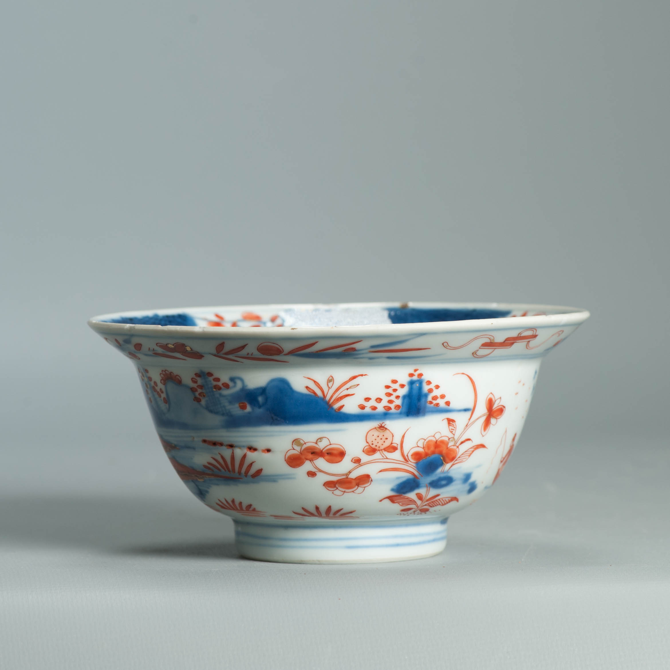 1554 Antique Chinese Porcelain Blue and white Klapmuts Bowl with European Redecoration