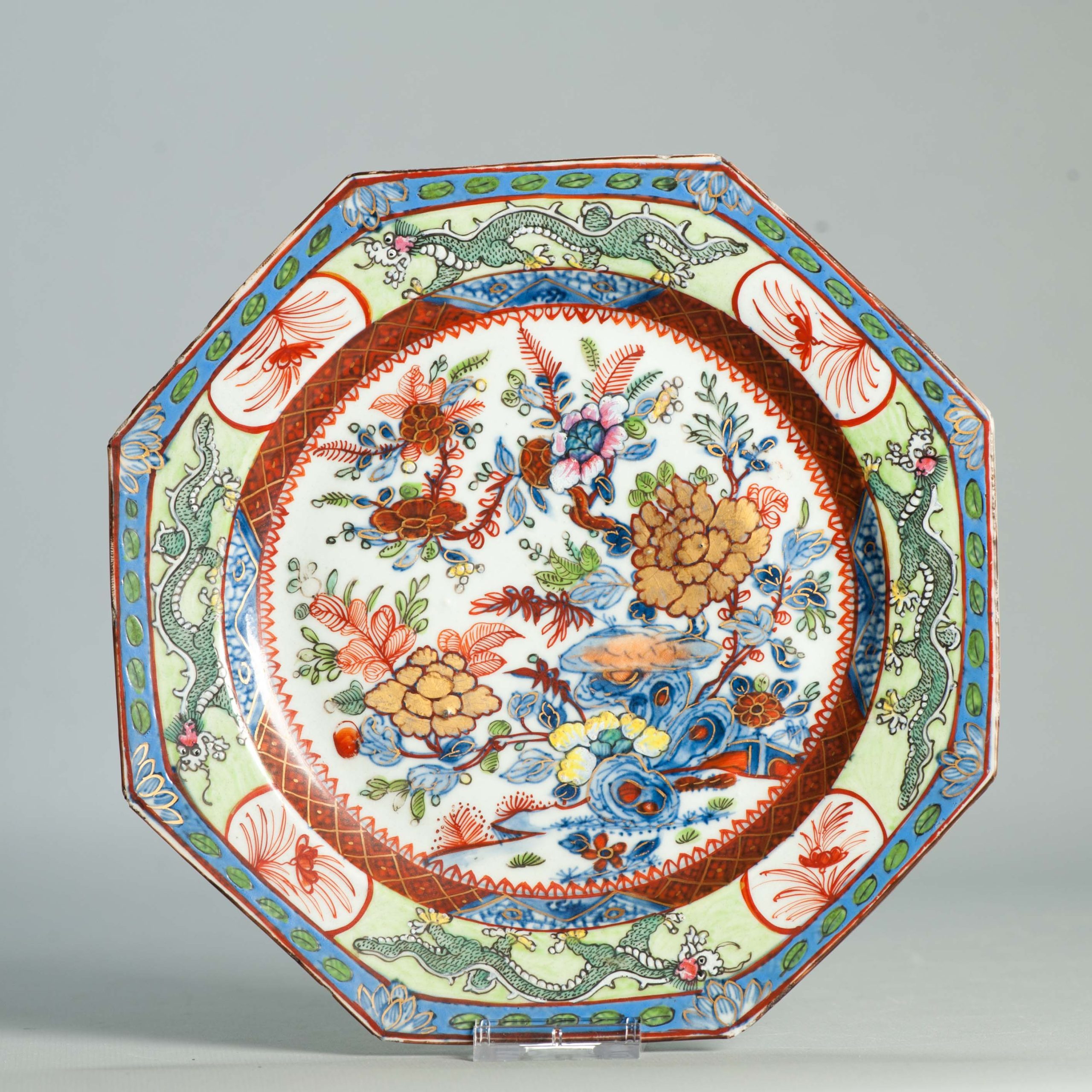 1578 Antique Chinese Blue and White 1700s Chinese  Plate with ca 1800 English Regency / George the IV 19th c redecoration