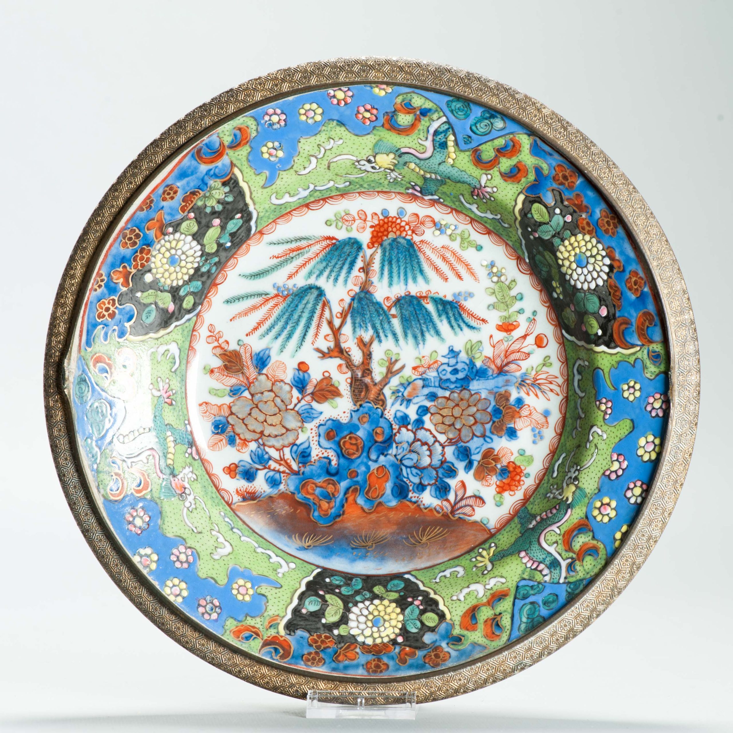 1600 Antique Blue and White 1730s plate with ca 1800 English Regency / George the IV 19th c redecoration