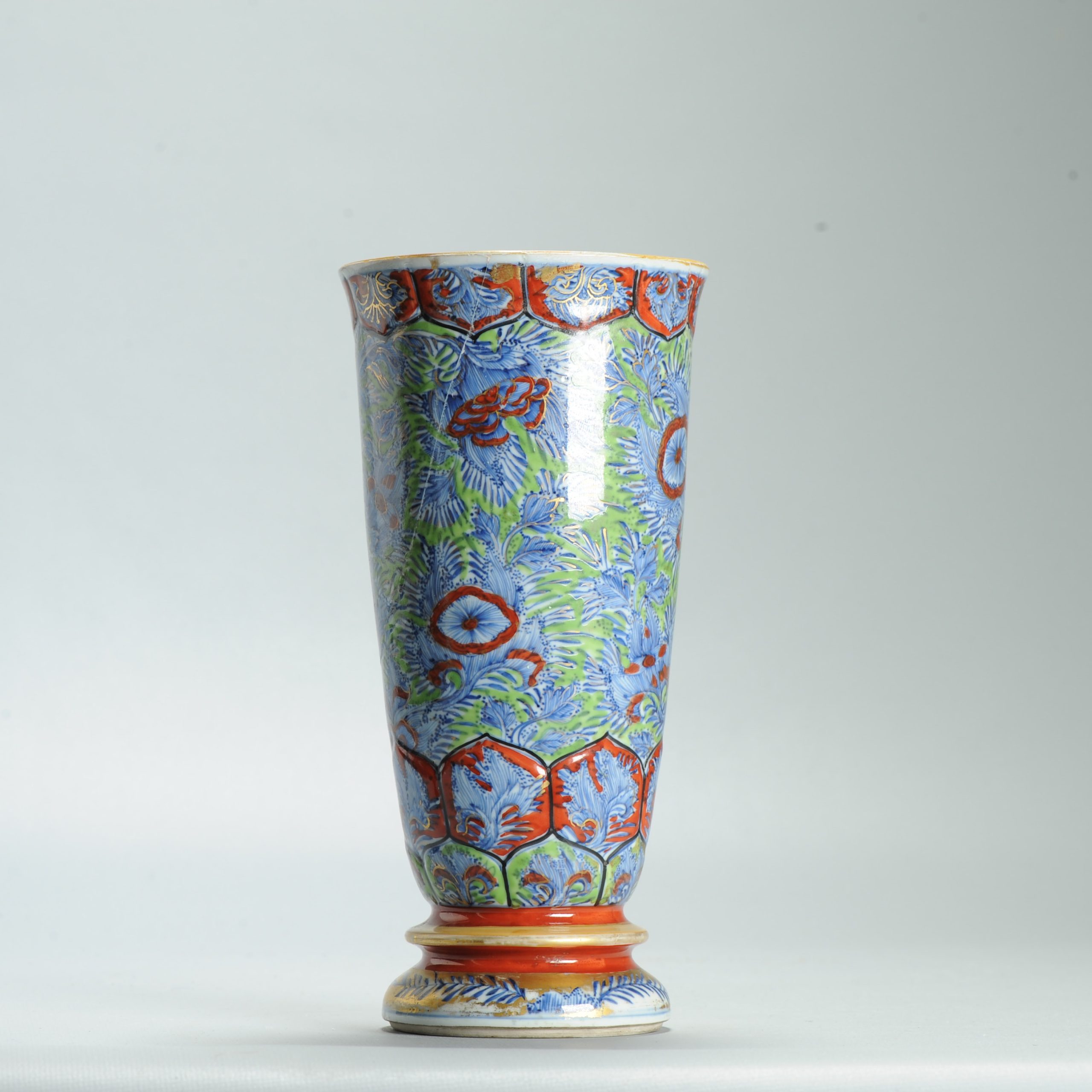 1631 Antique 17th c Blue and White Beaker Vase with ca 1800 English Regency / George the IV 19th c redecoration - Image 8