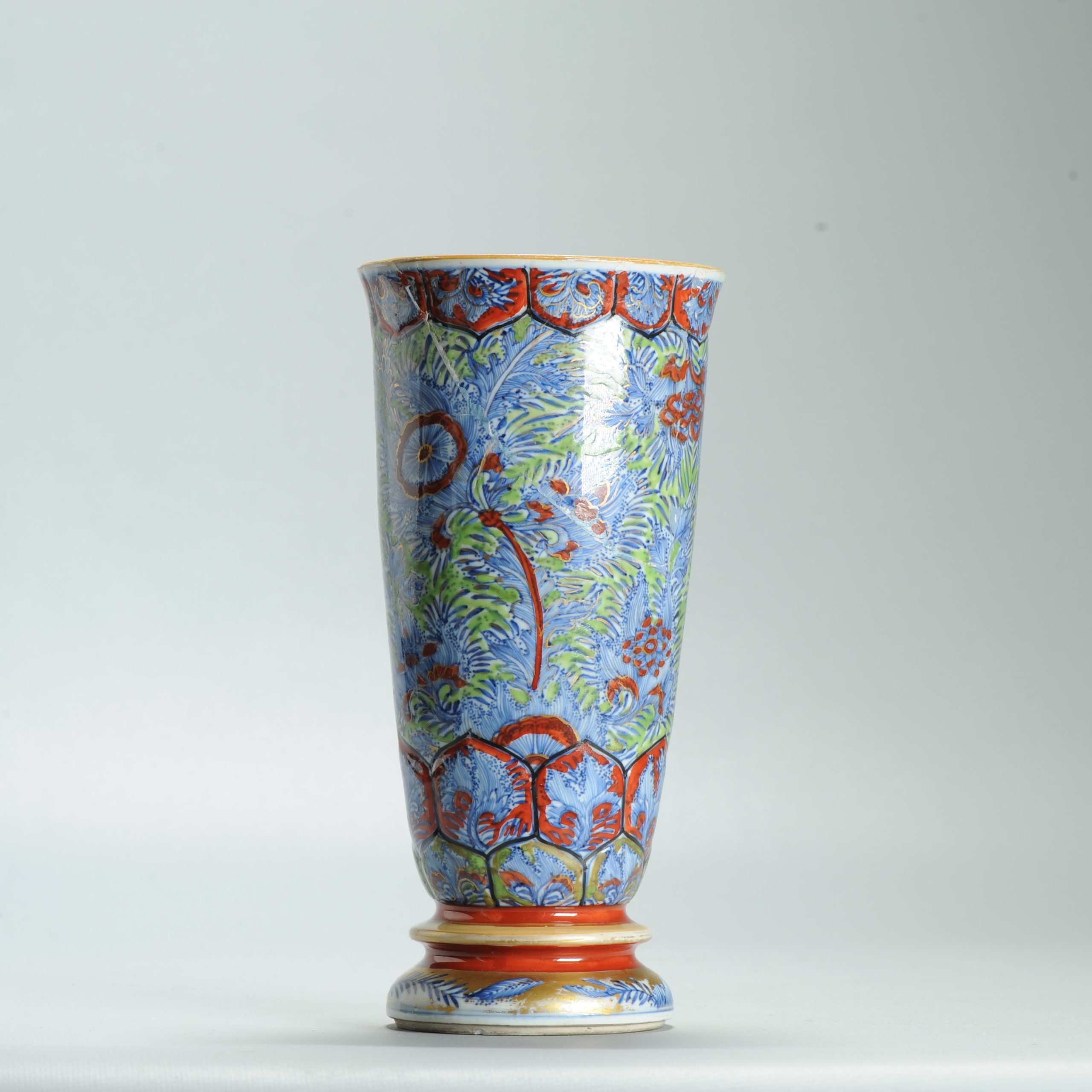 1631 Antique 17th c Blue and White Beaker Vase with ca 1800 English Regency / George the IV 19th c redecoration - Image 5