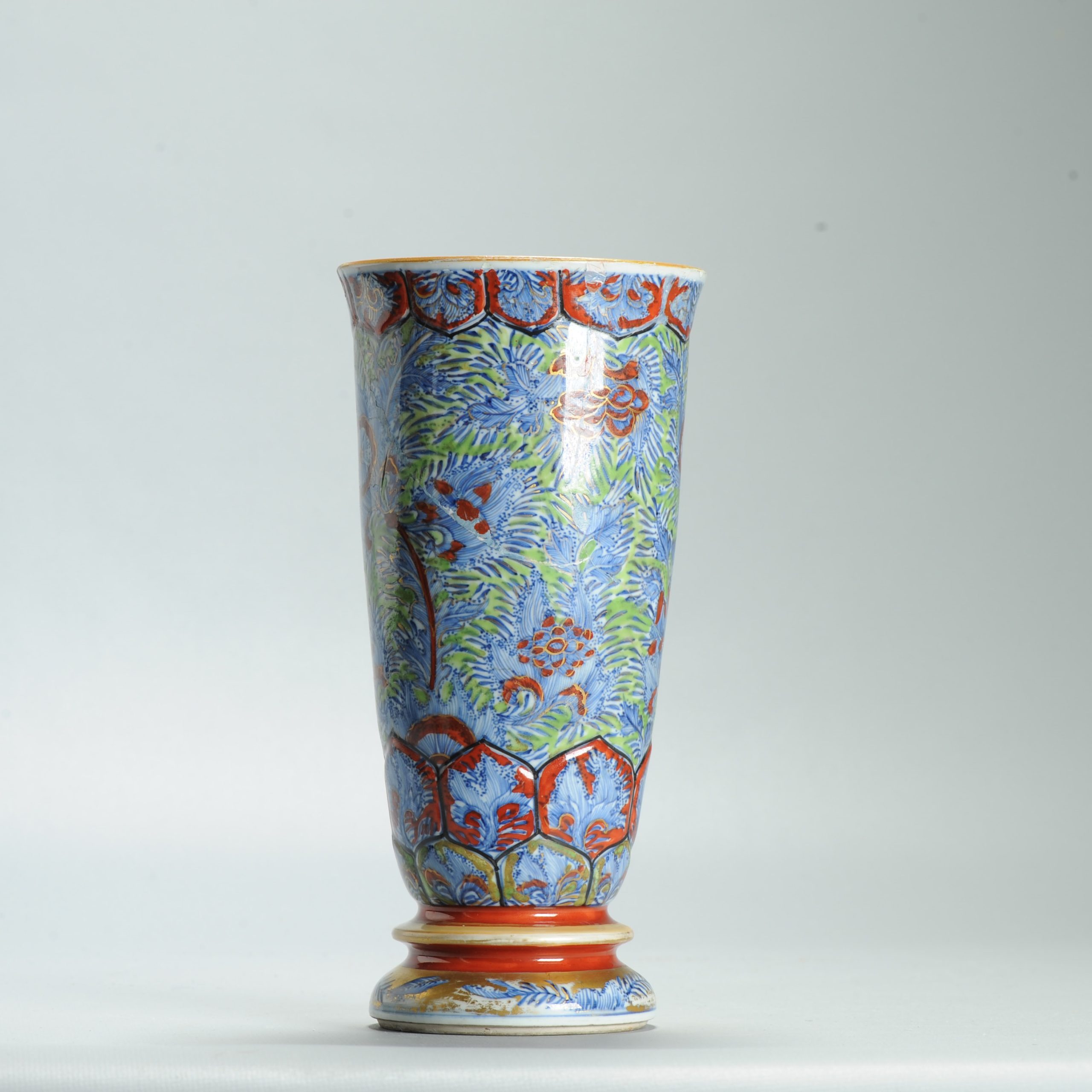 1631 Antique 17th c Blue and White Beaker Vase with ca 1800 English Regency / George the IV 19th c redecoration - Image 4