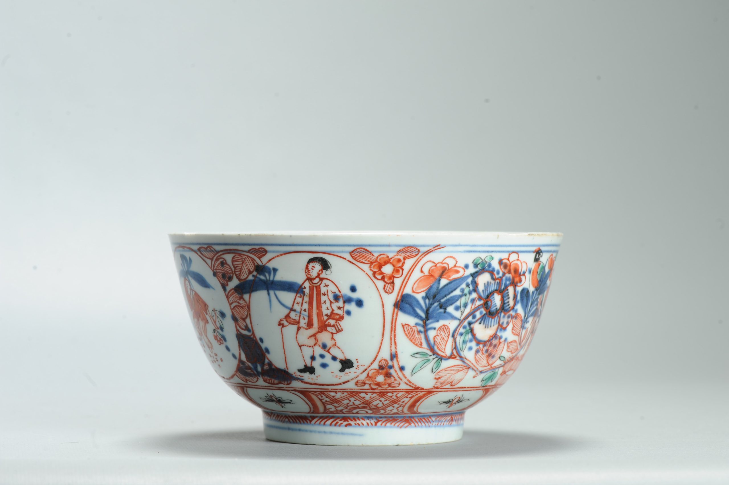 1635 Antique Chinese Porcelain Blue and white Bowl with Figural Redecoration - Image 11