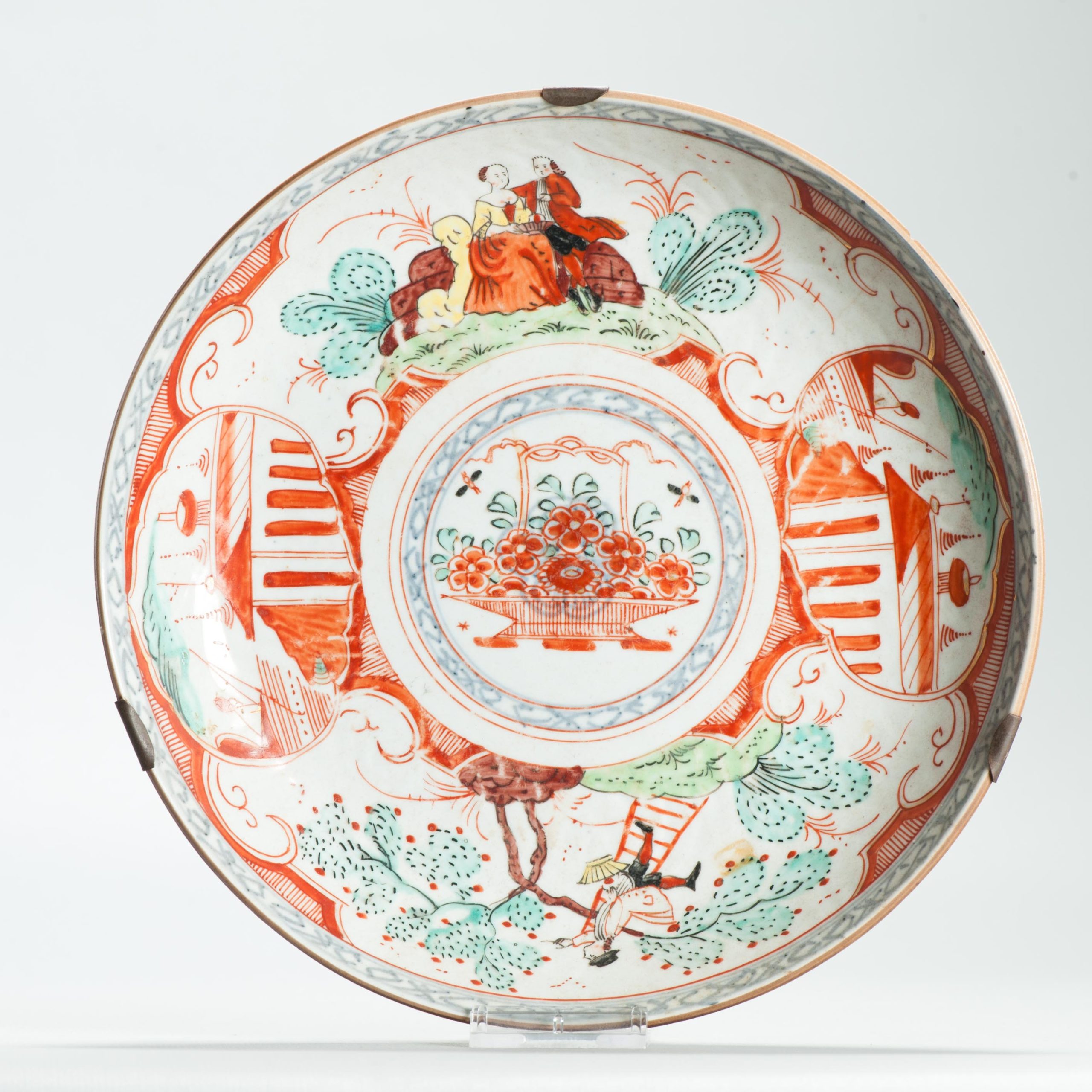 1650 A Chinese Porcelain Amsterdam Bont Plate with Couple Anne van Hannover & WIllem IV