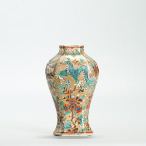1671 Antique Kangxi Porcelain Vase with Dragons. Redecorated in Europe.