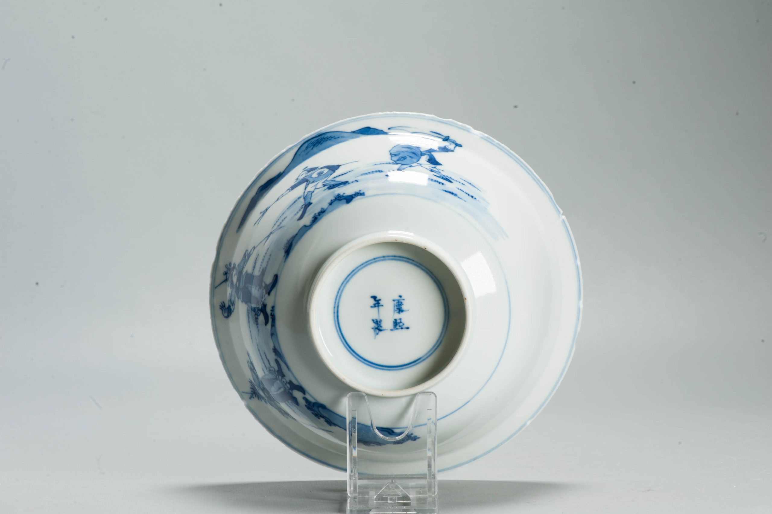 1690 Antique 19th c Bowl with Warriors and a Rose in the centre - Image 11