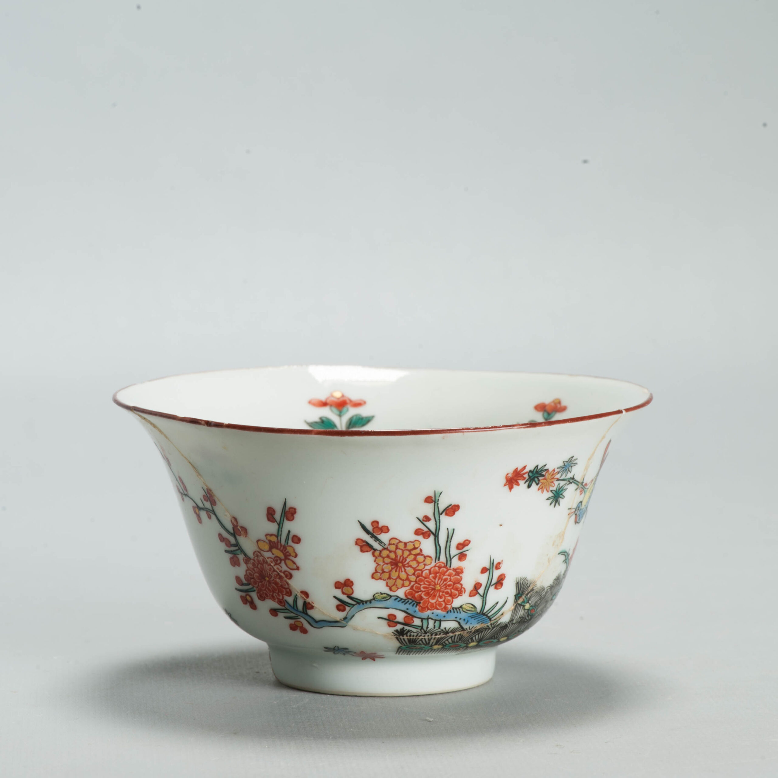 1697 A Chinese porcelain Bowl with Amsterdam Bont Kakiemon Decoration